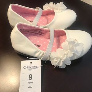 NWT white shoes